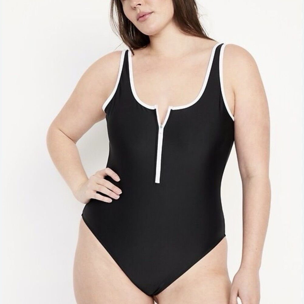 Old Navy Black One Piece Women’s Plus Size 3X Swim Suit NWT Zip White Piping